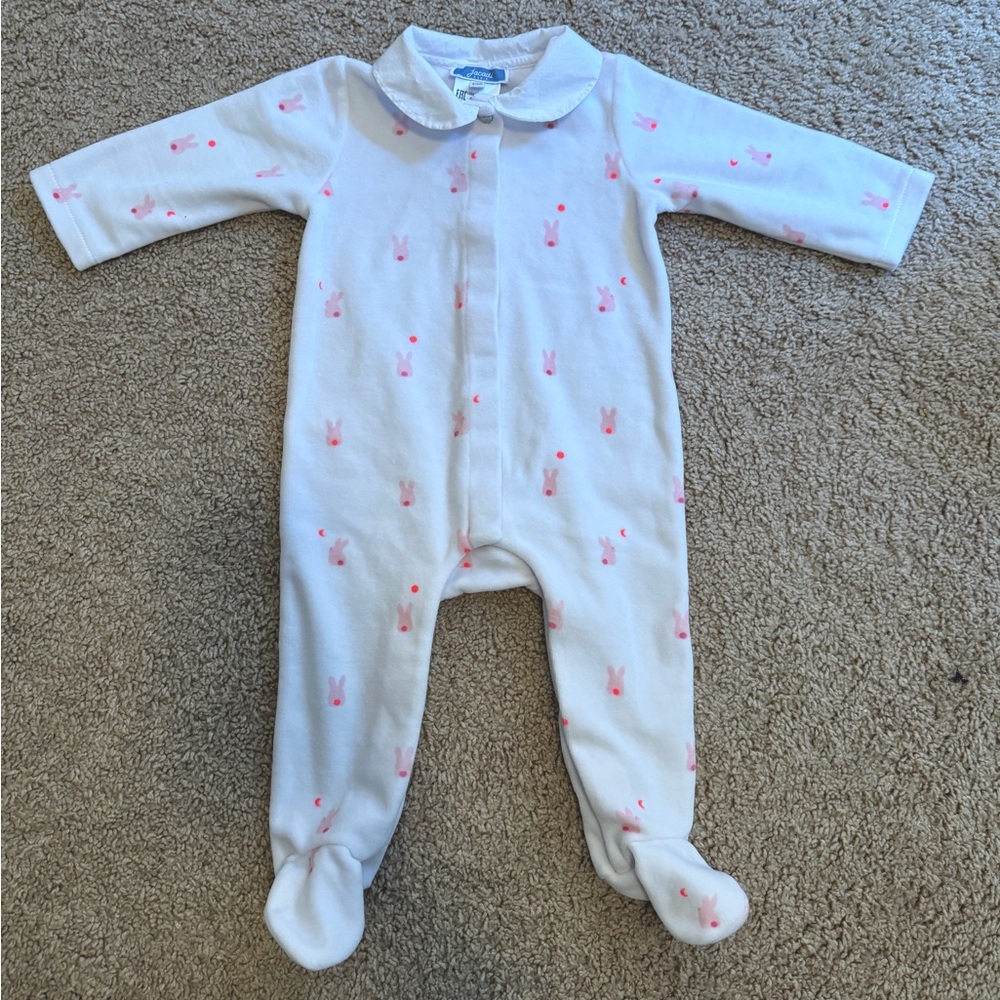 Baby girl velvet pajamas with bunny pattern